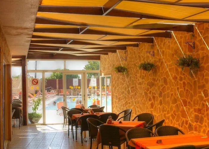 ホテル Rhodos Horizon Blu-adults Only 4*